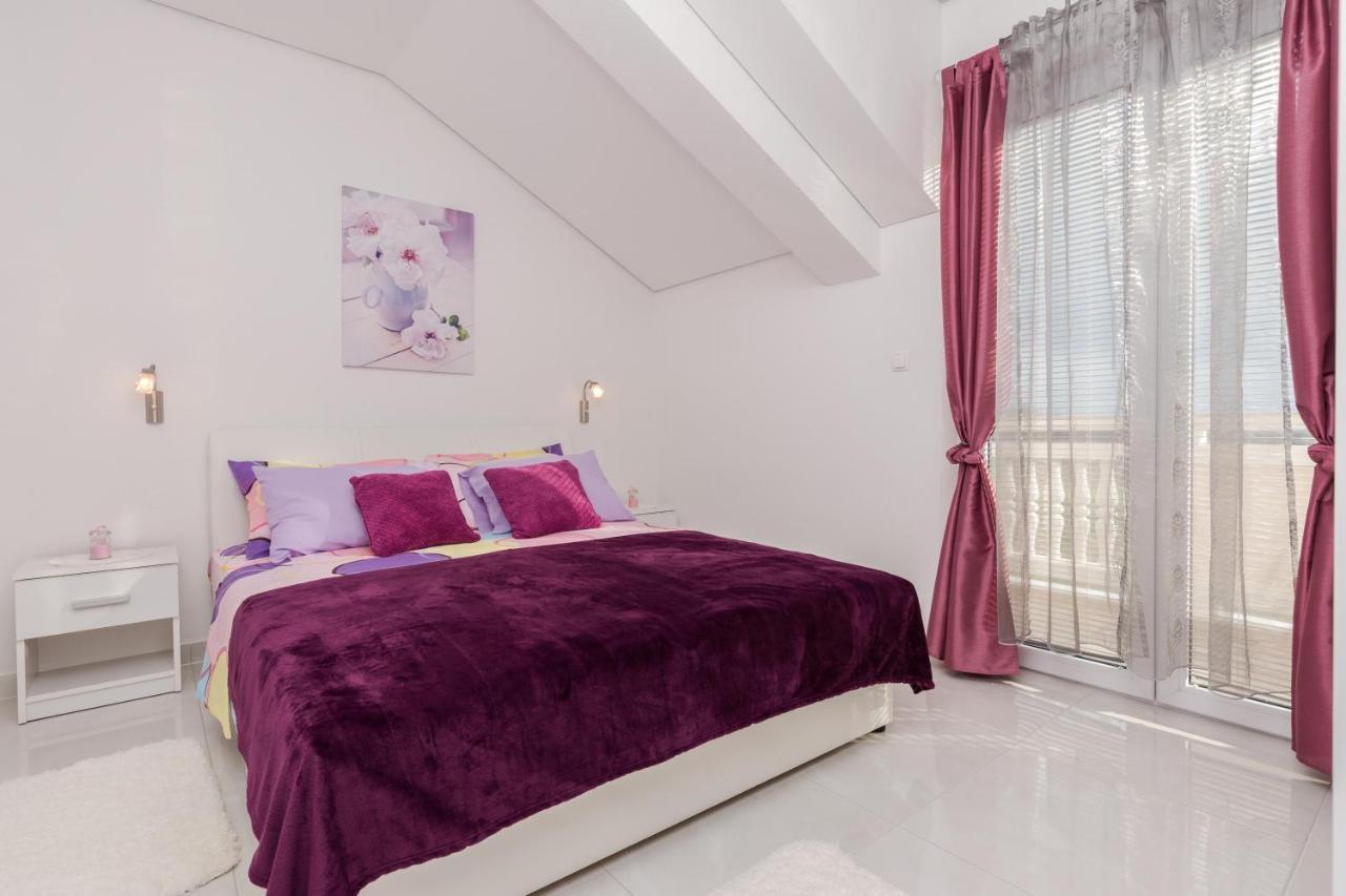 Villa Flora Maris Apartments Privlaka  Exterior foto